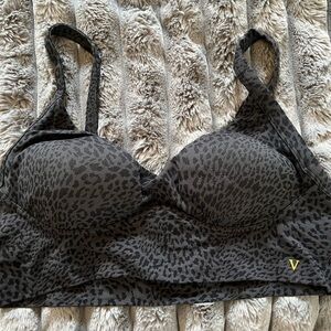 NWT XL VS Bralette